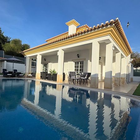 Villa Bonita Guesthouse Albufeira Old Town Bagian luar foto