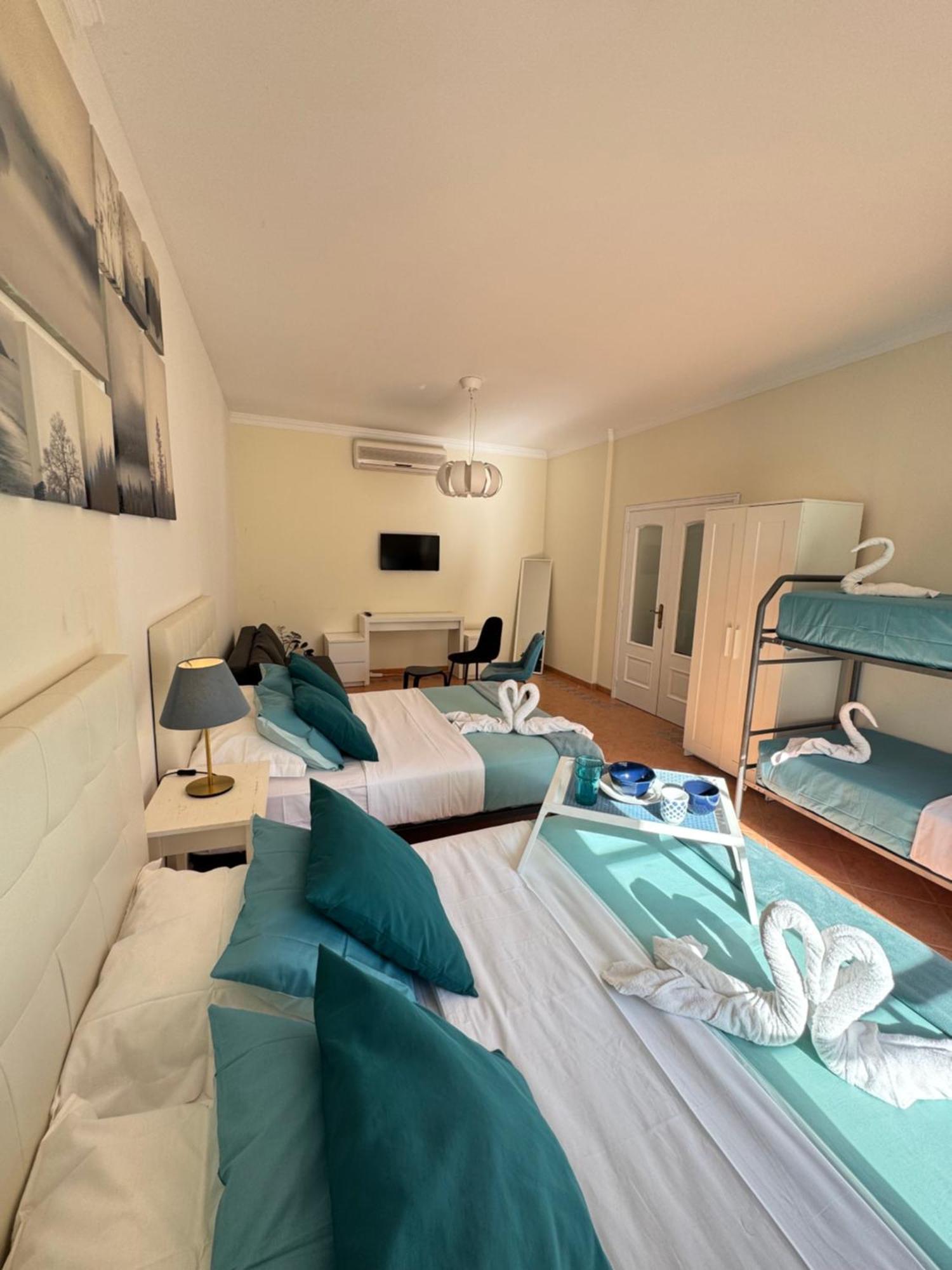 Villa Bonita Guesthouse Albufeira Old Town Bagian luar foto